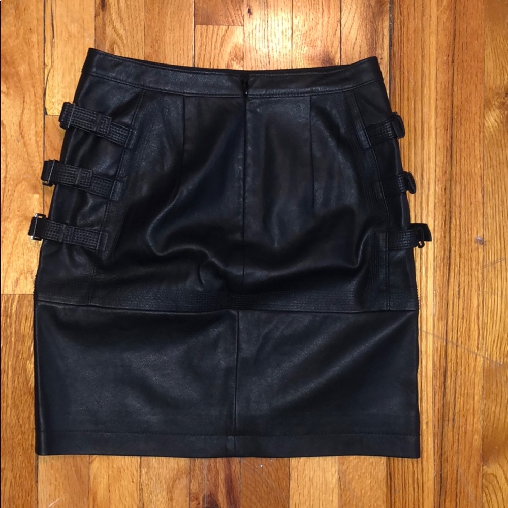 BCBGMAXAZRIA “DEVAN” SKIRT - Picture 4 of 7